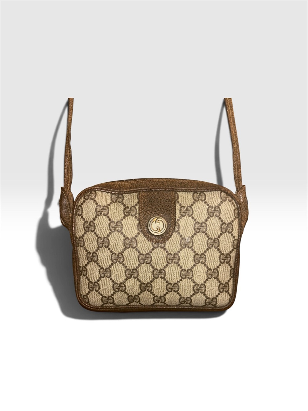 Gucci GG Supreme monogram Beige and Brown Canvas Shoulder Bag